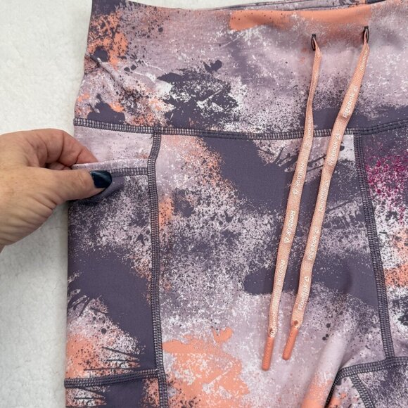 Reebok Capri Leggings Pockets Drawstring Splatter Print Mulled Grape Womens L - Picture 4 of 11